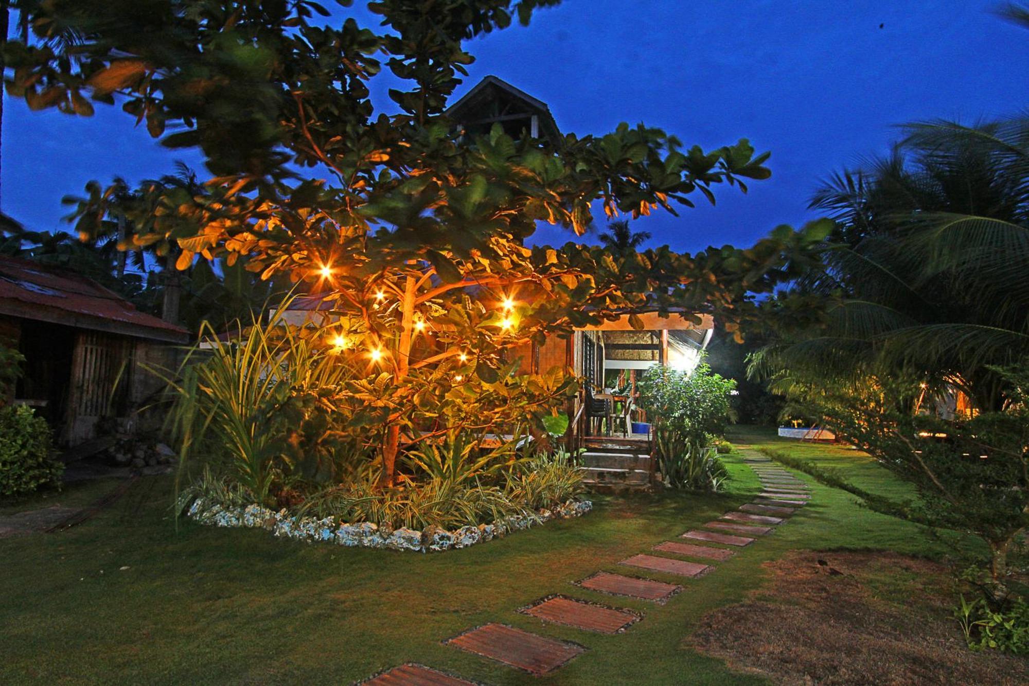 Villa Consolacion Resort General Luna  Esterno foto