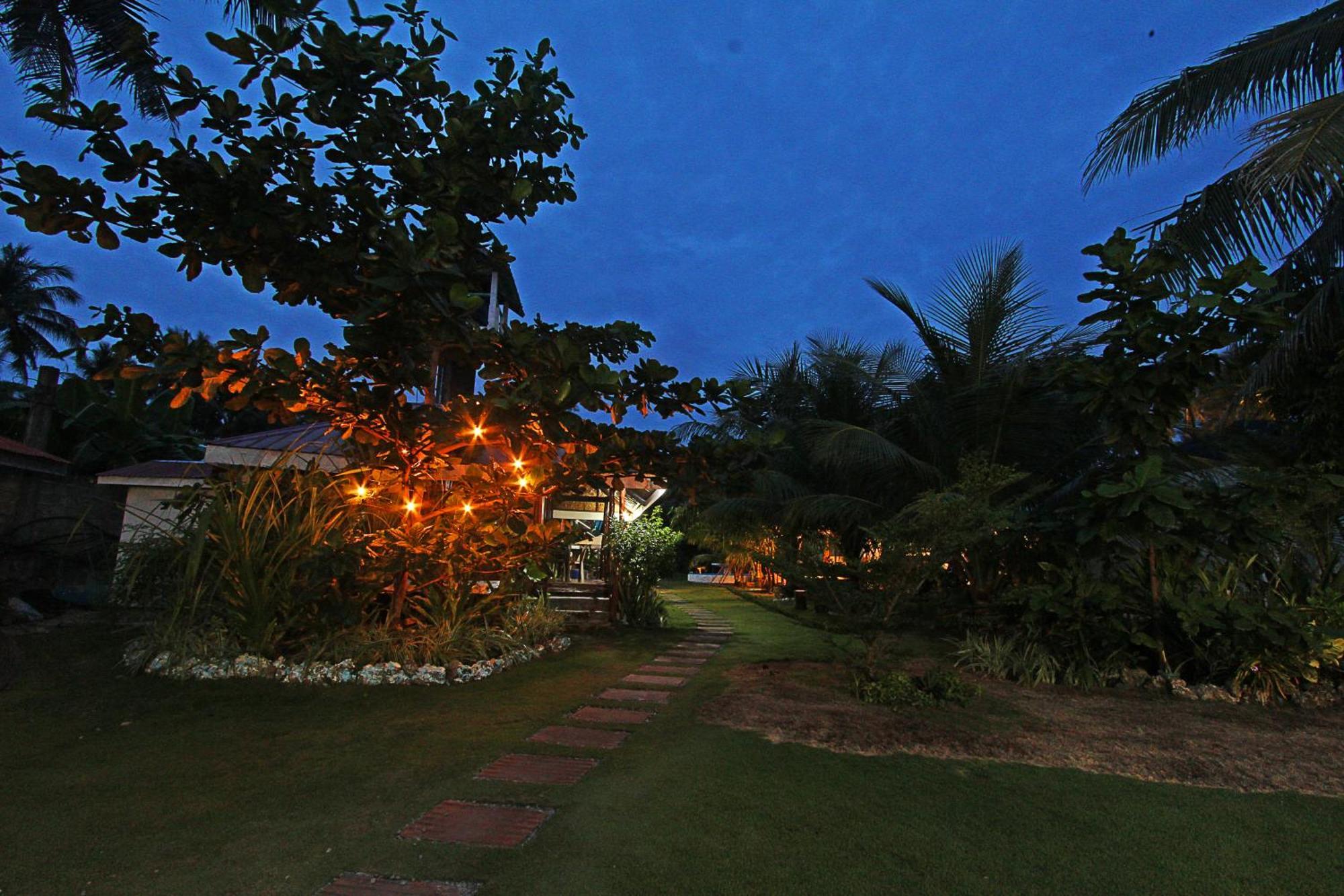 Villa Consolacion Resort General Luna  Esterno foto