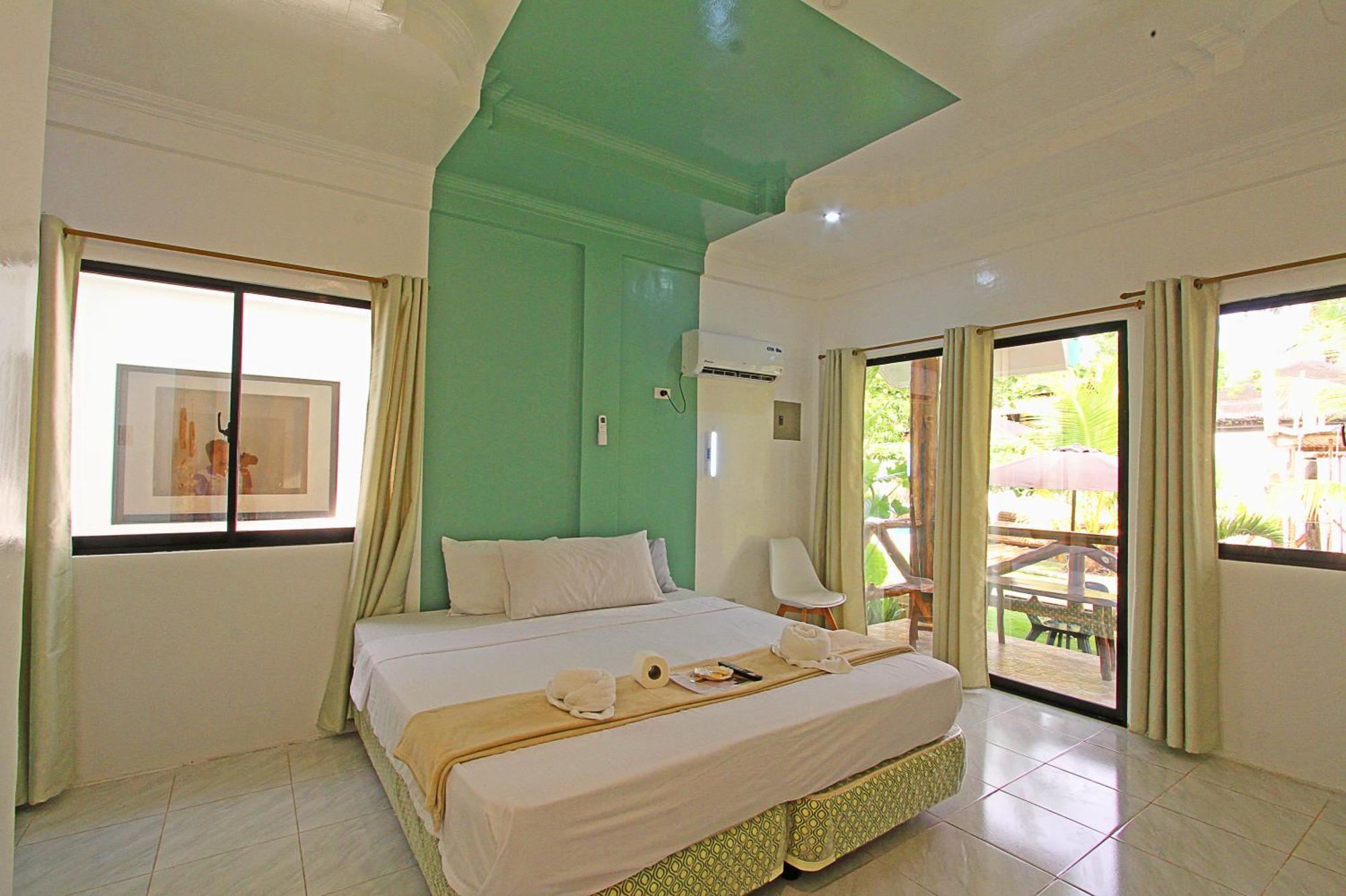 Villa Consolacion Resort General Luna  Esterno foto